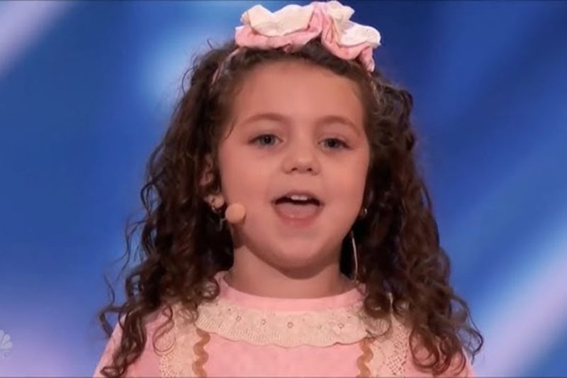 She Was Only 5 Years Old — Then Sophie Fatu Started Singing a Frank Sinatra Classic