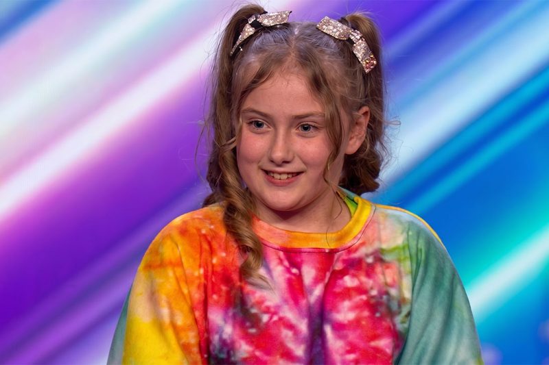 🤩“Young Talent, Big Voice: Immi Davis Stuns with ‘I Put a Spell on You’”